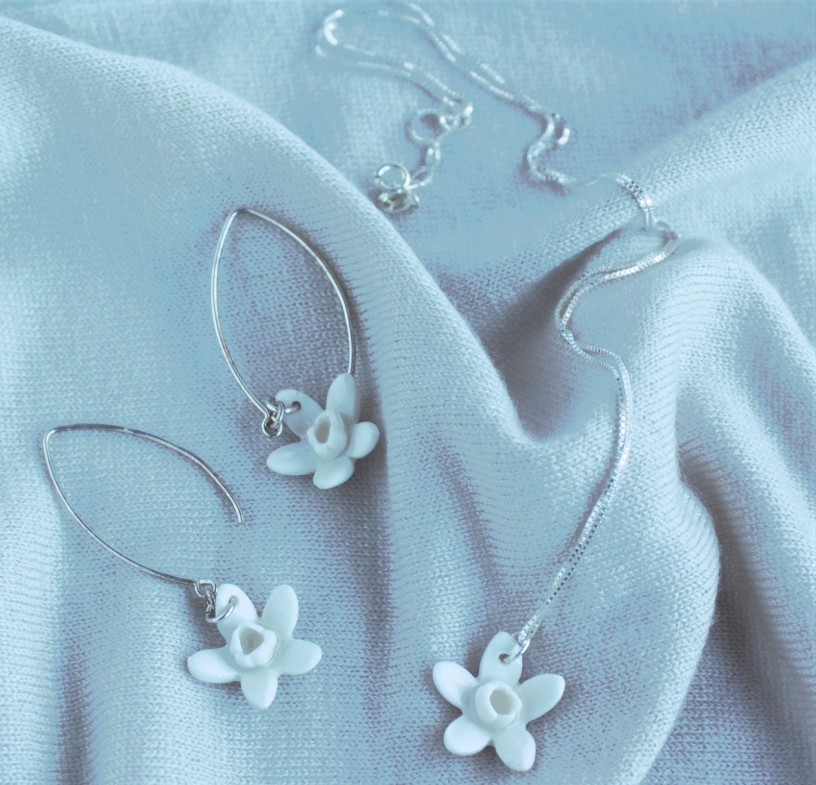 Floral Daffodil Earrings