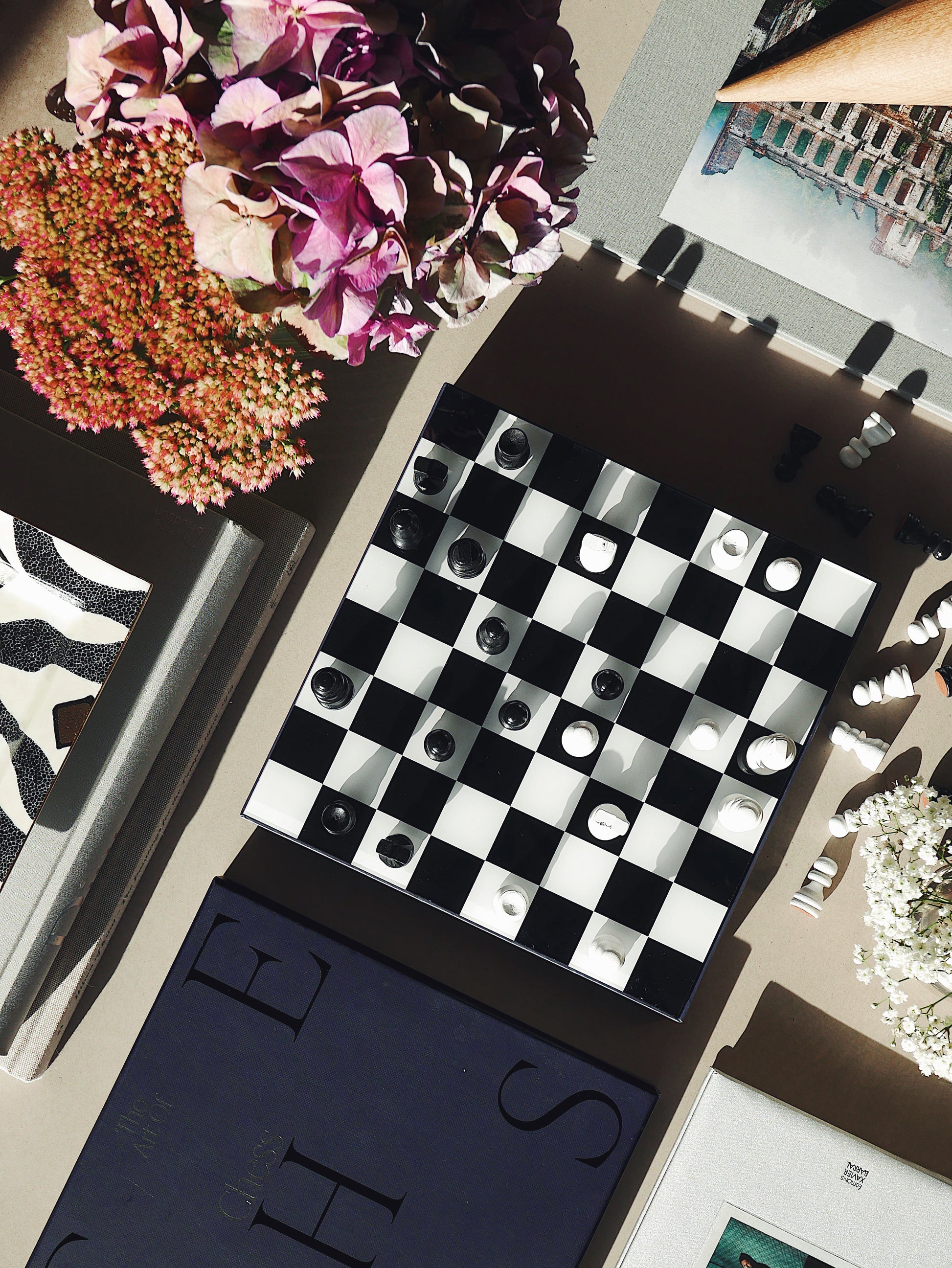Printworks Art of Chess Black & White - Contemporary Chess Boards - Quirk Space