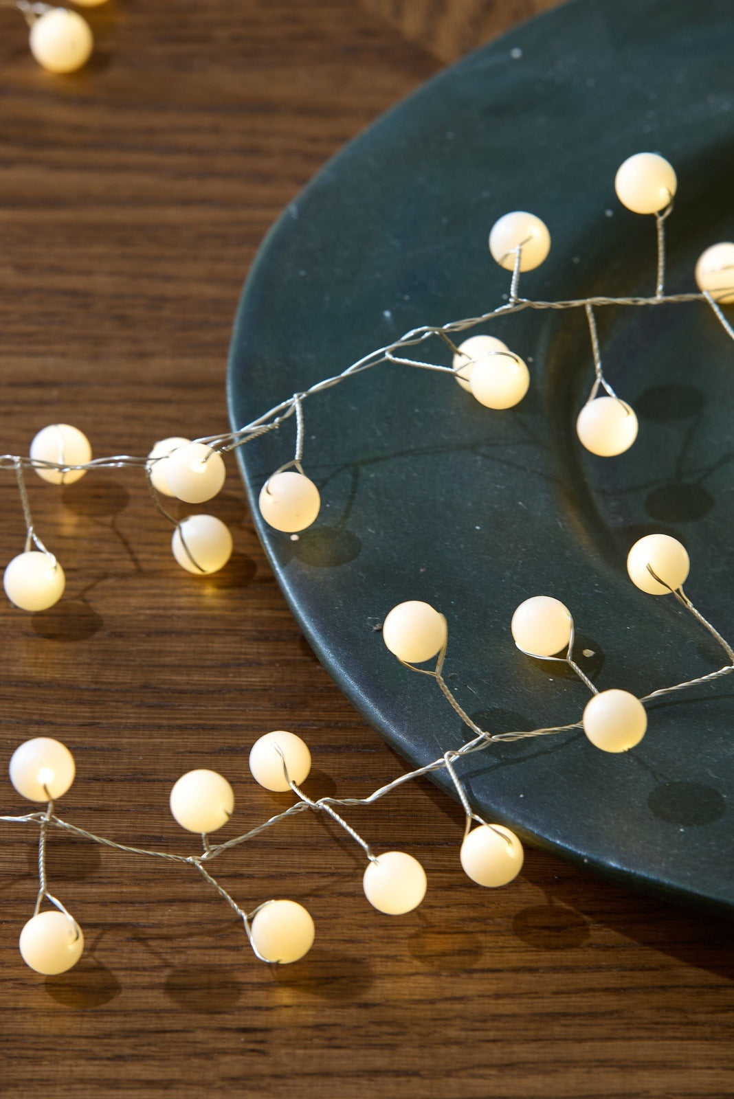 Snowberry white 100 string lights